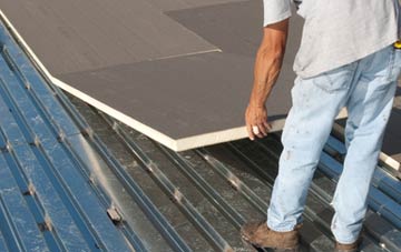 benefits of insulating Llanbedr Y Cennin flat roofing