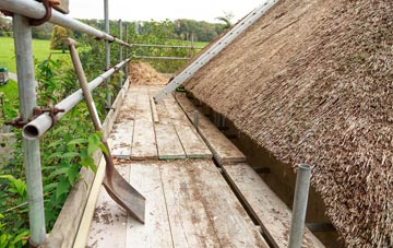 advantages of Llanbedr Y Cennin thatch roofing